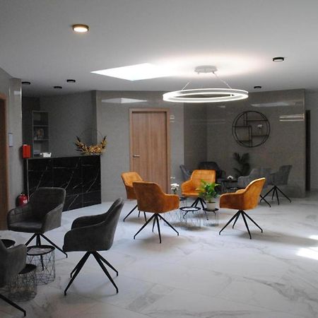 Hotel Flora Schwäbisch Gmünd Extérieur photo