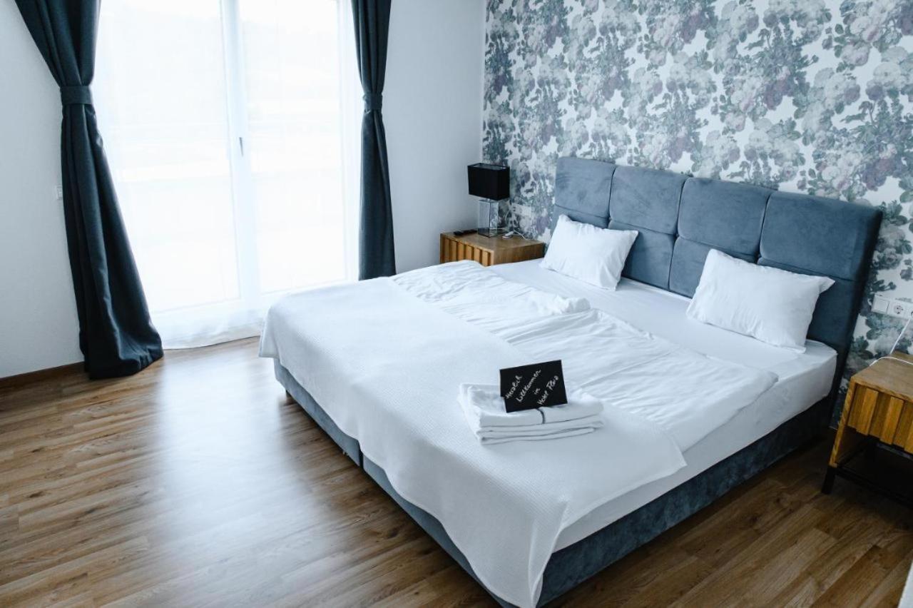 Hotel Flora Schwäbisch Gmünd Extérieur photo